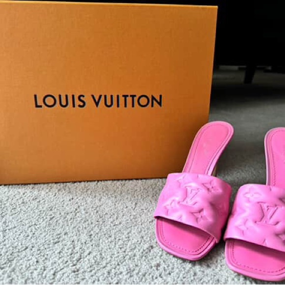Louis Vuitton Pink Embossed Slides - Picture 1 of 6